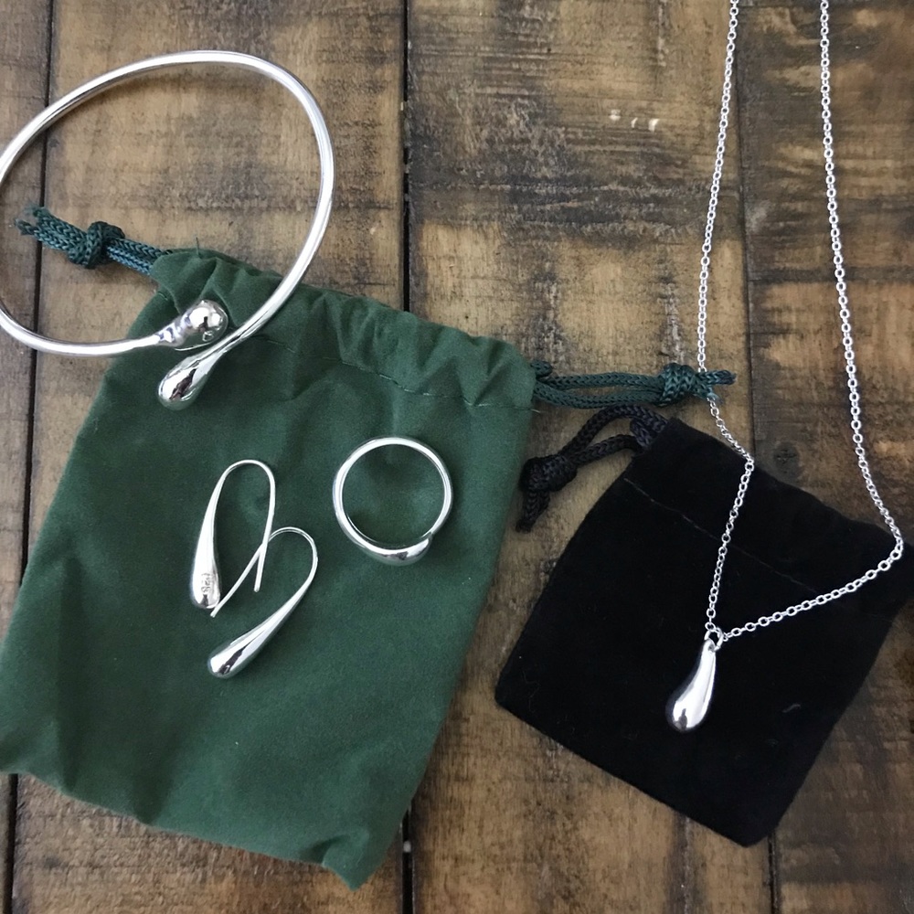 Silver Jewelry Set